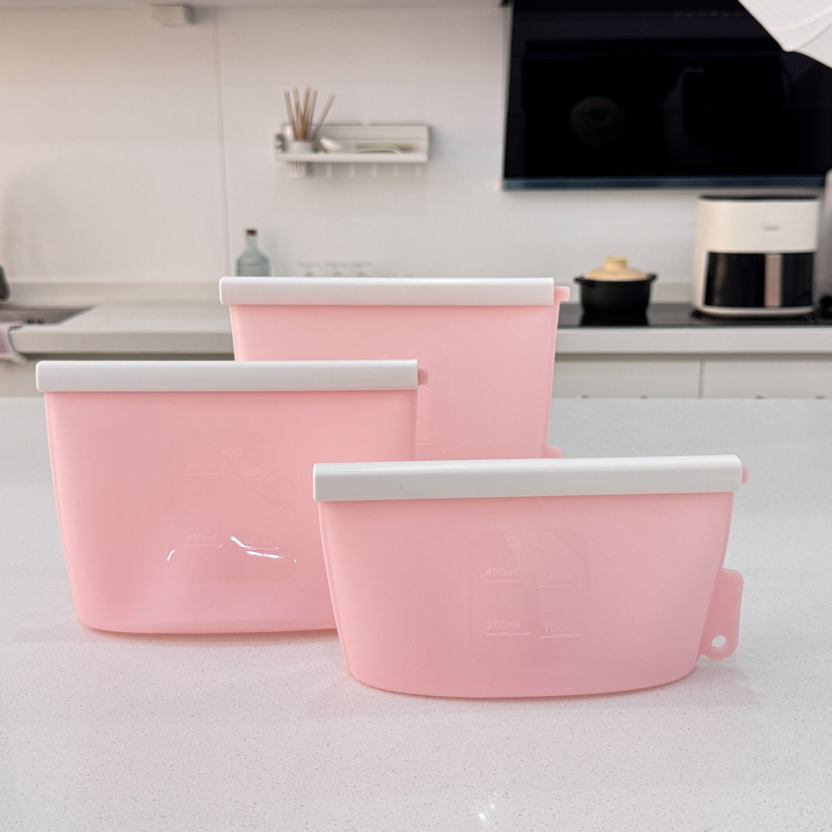 Food-grade vertical silicone fresh-keeping bag